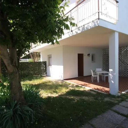 Villa Ca'Bianca - Guest Rooms Bibione