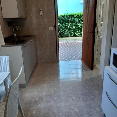 Villa Ca'Bianca - Guest Rooms Gasthuis Bibione