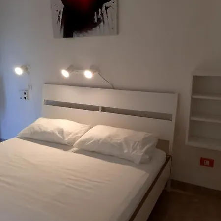 Gasthuis Villa Ca'Bianca - Guest Rooms *